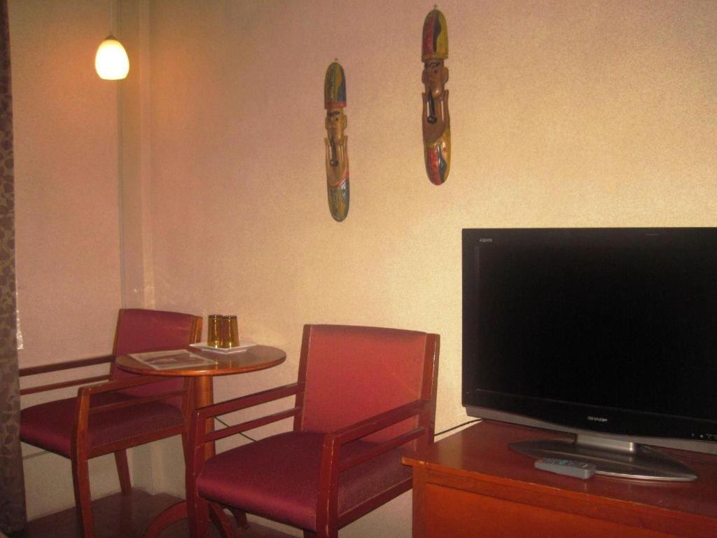Alicia Hotel & Restaurant Legazpi Buitenkant foto